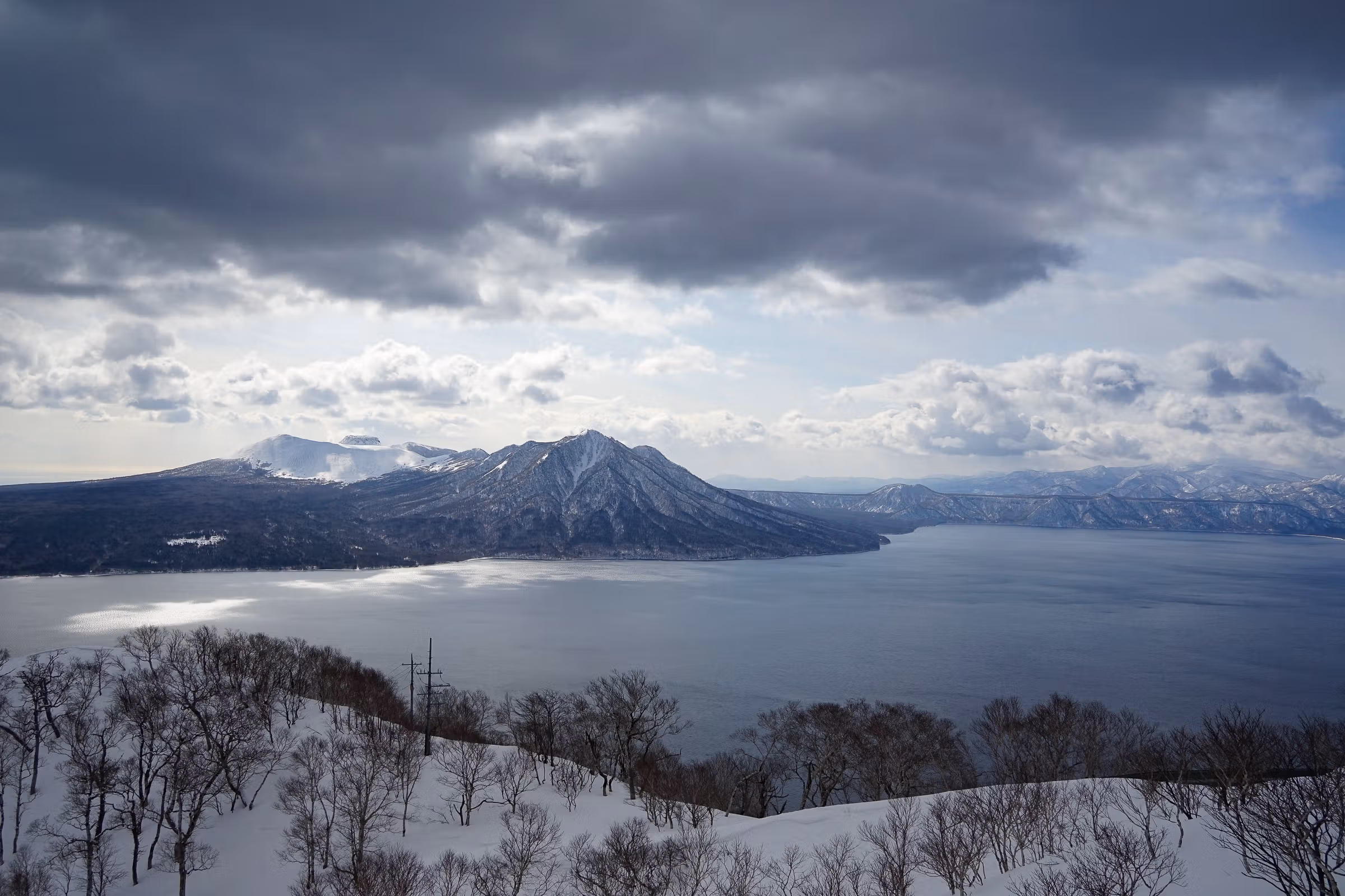 Lake Toya and Mount Usu: a volcanic winter