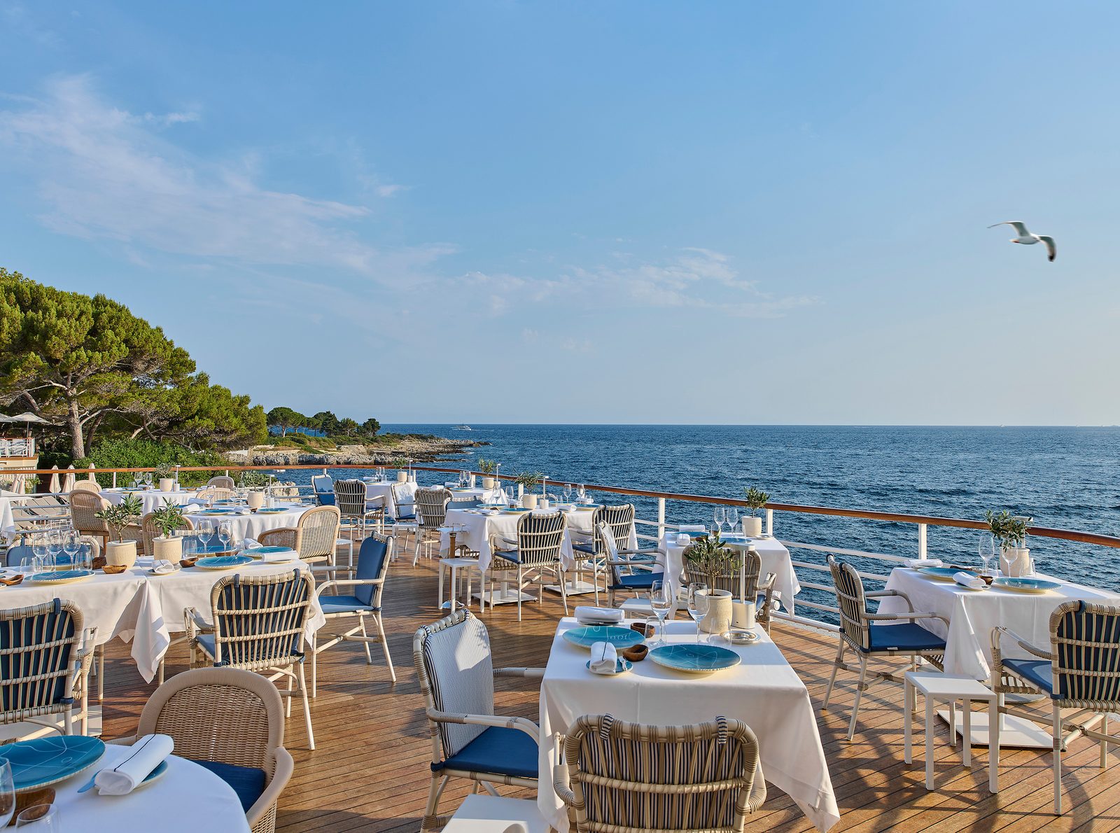 Louroc Restaurant