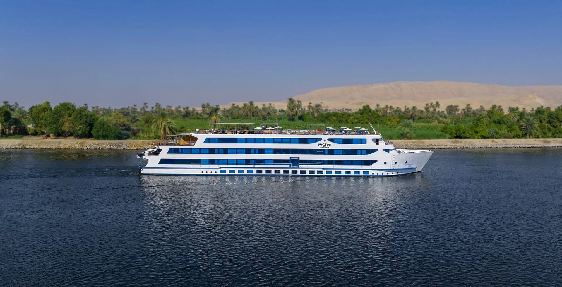 Cruiser on the Nile
